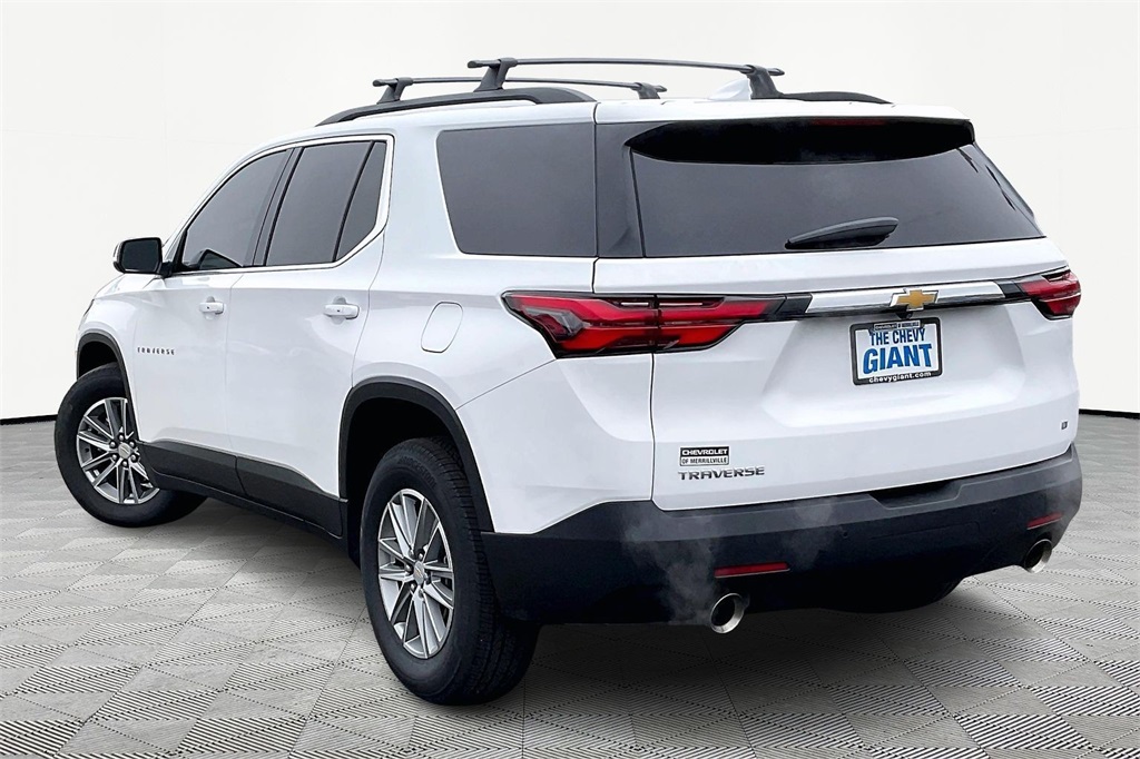 2022 Chevrolet Traverse Cloth photo 3