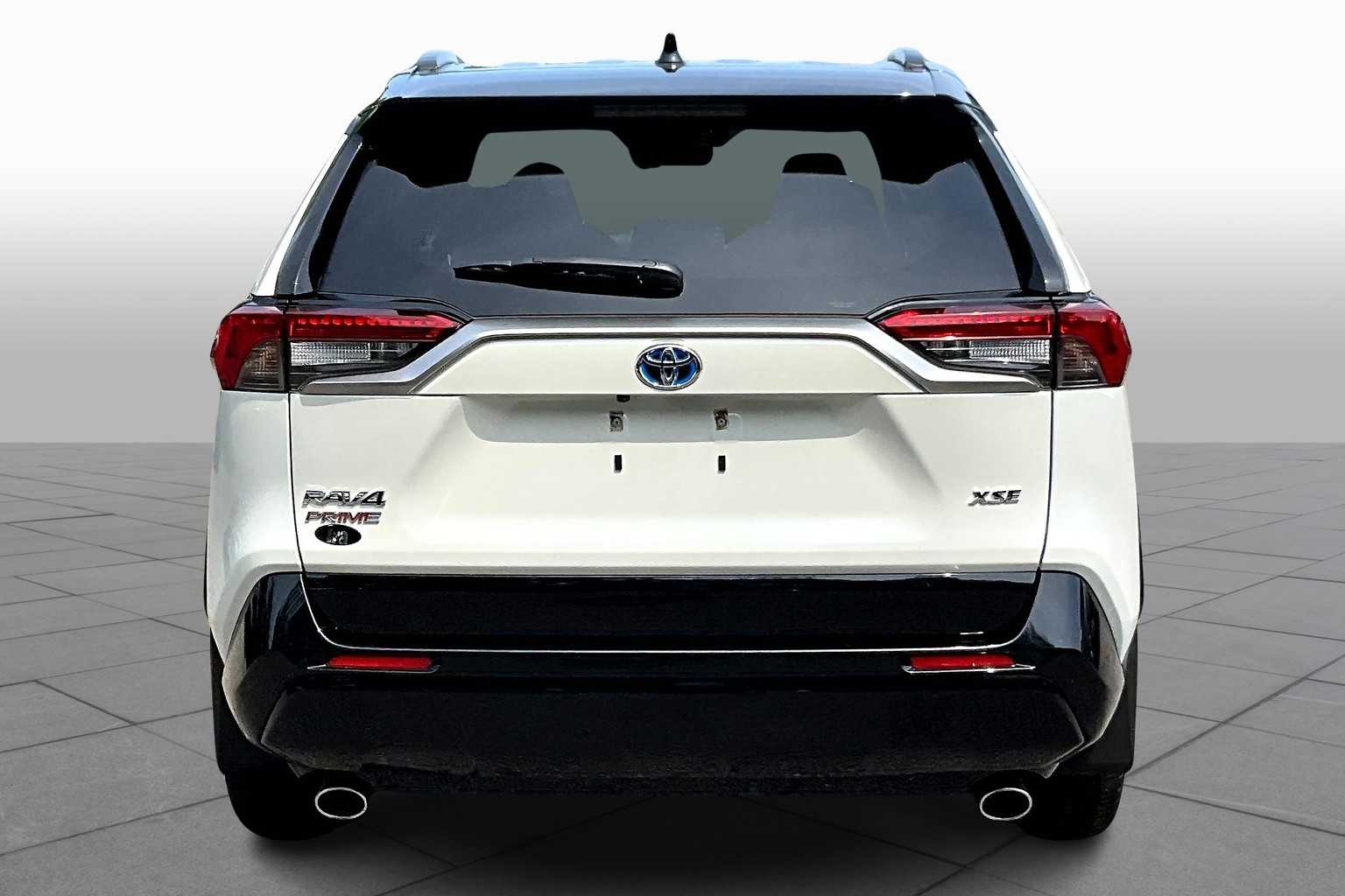 2022 Toyota RAV4 Prime XSE photo 4