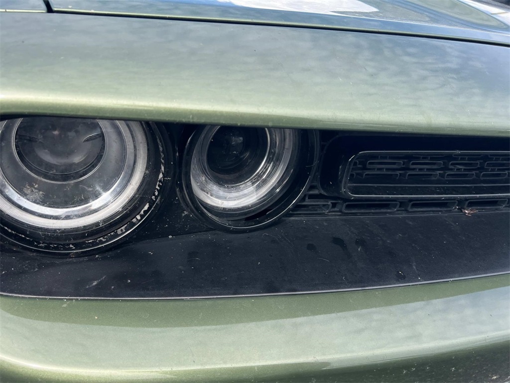 2020 Dodge Challenger SXT photo 6