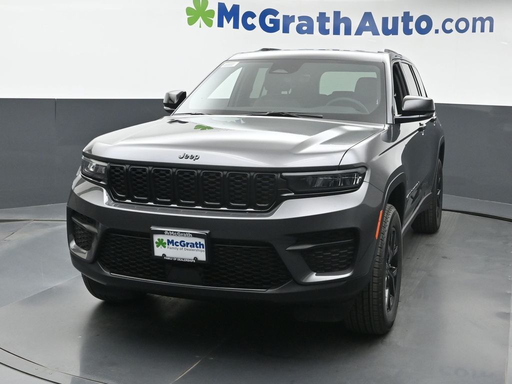 2025 Jeep Grand Cherokee Altitude X photo 3