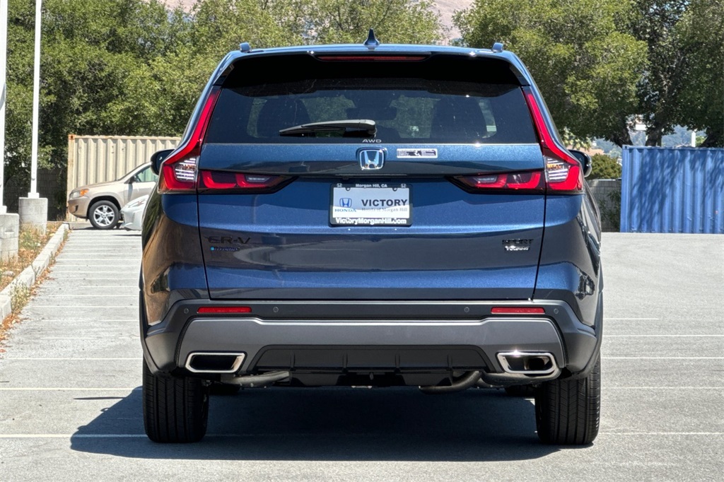 2026 Honda CR-V Hybrid Touring photo 3