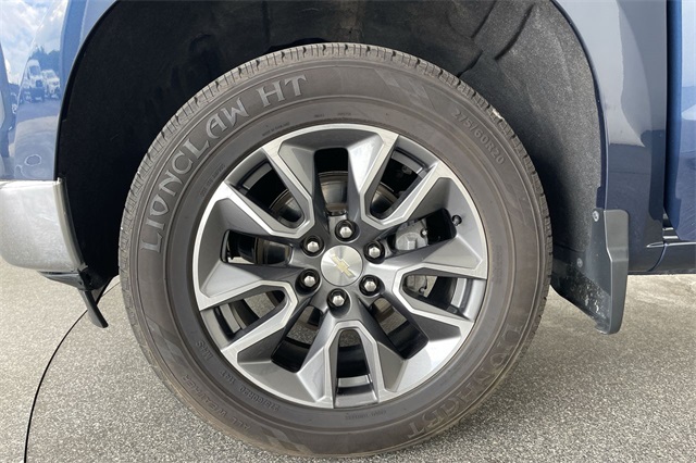 2022 Chevrolet Silverado 1500 LT photo 12