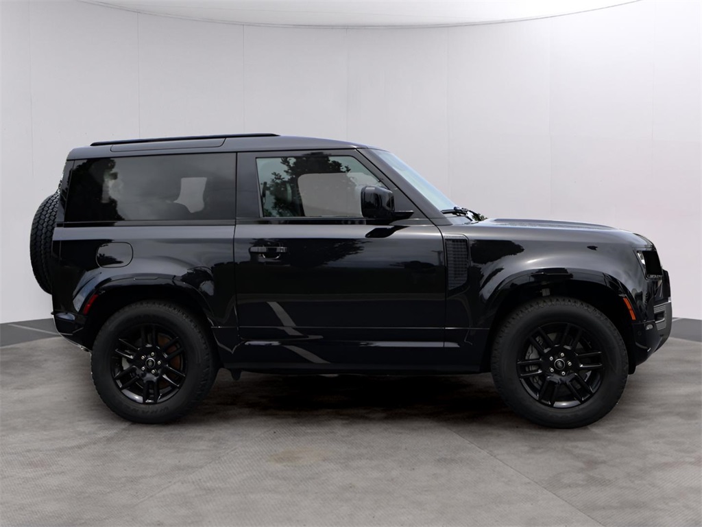 2022 Land Rover Defender 90 X-Dynamic S photo 4
