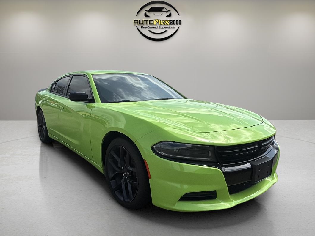 2023 Dodge Charger SXT photo 2