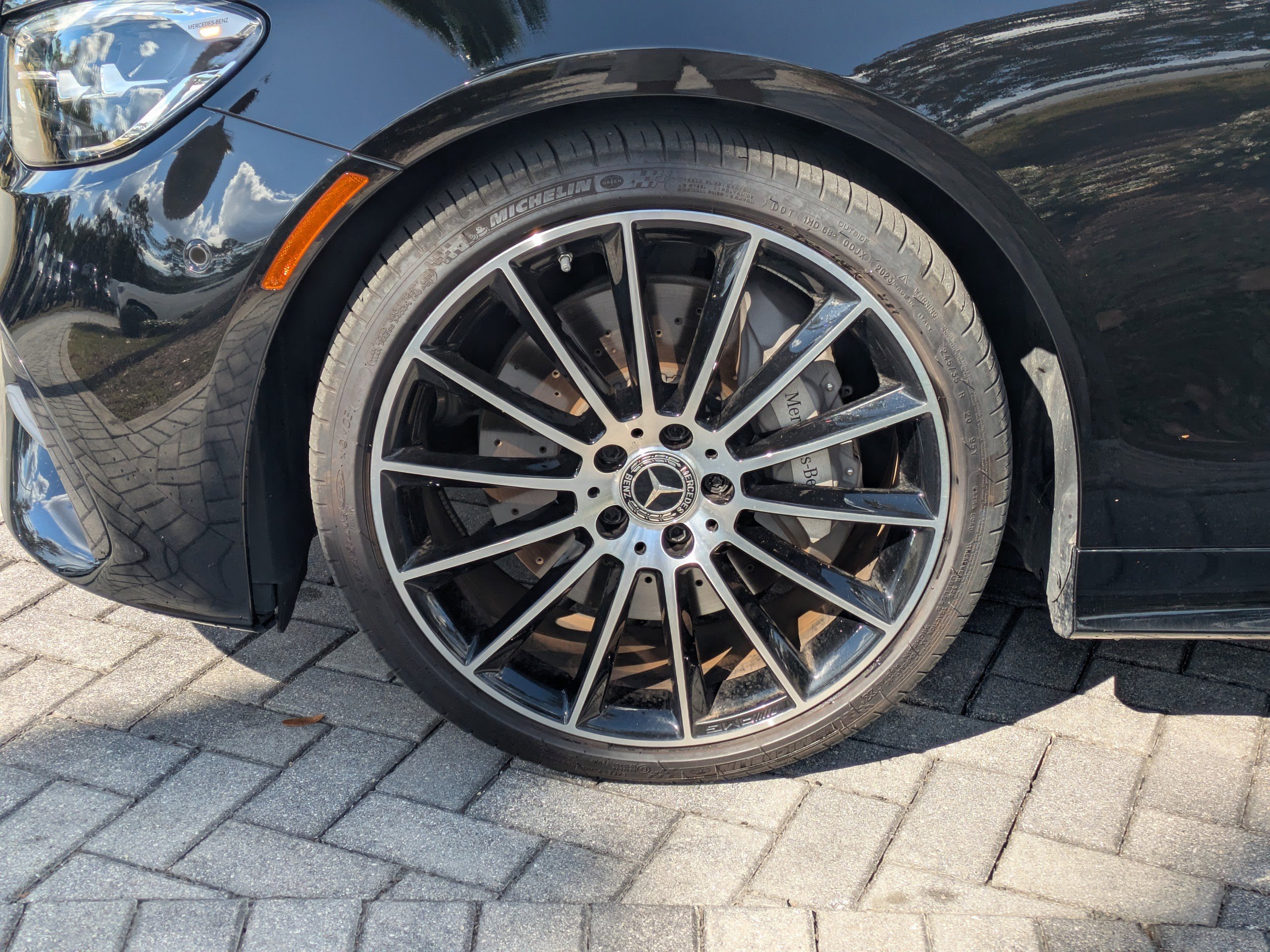 2023 Mercedes Benz E 450 photo 2