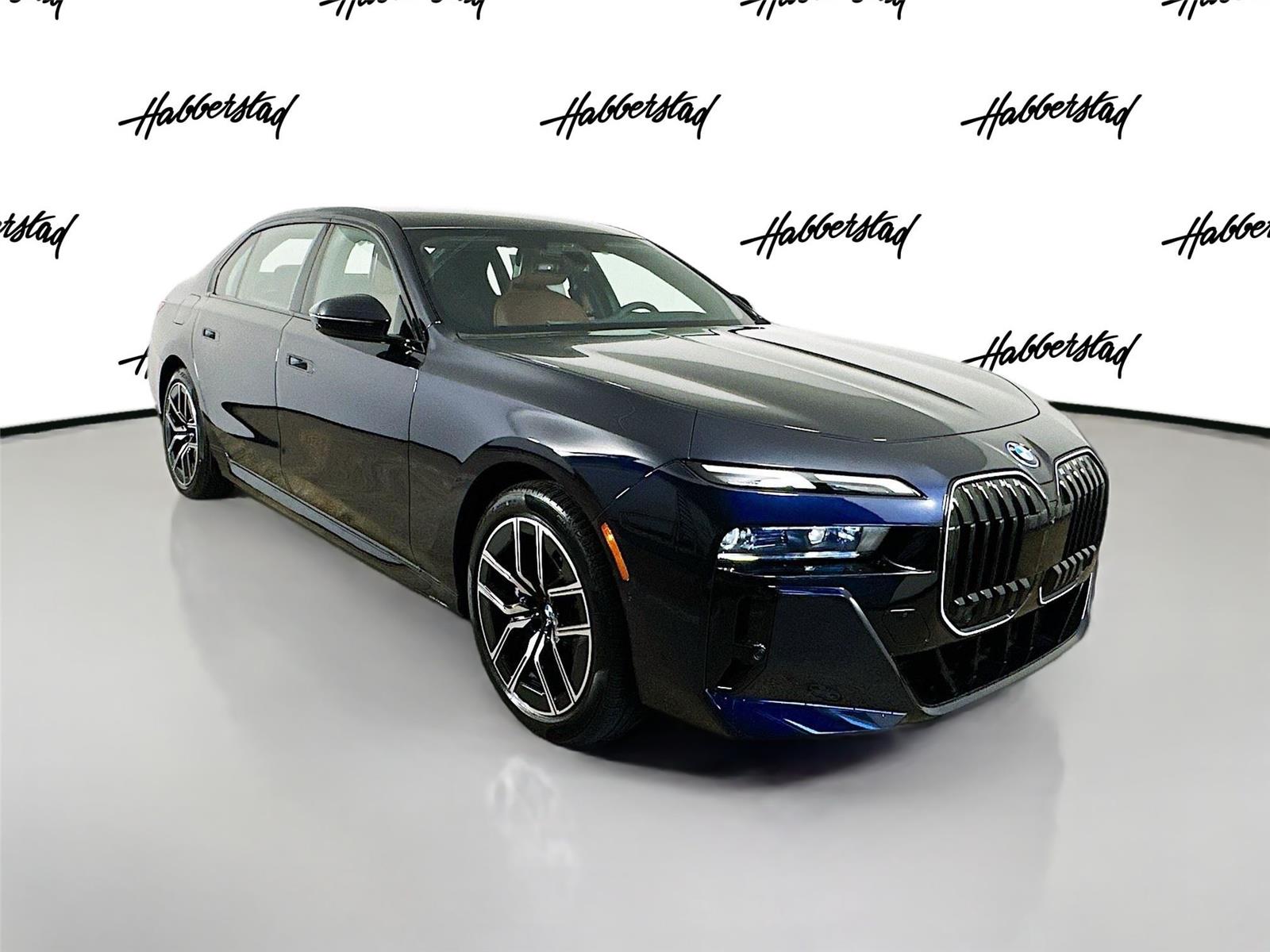 2026 Bmw 750e photo 3
