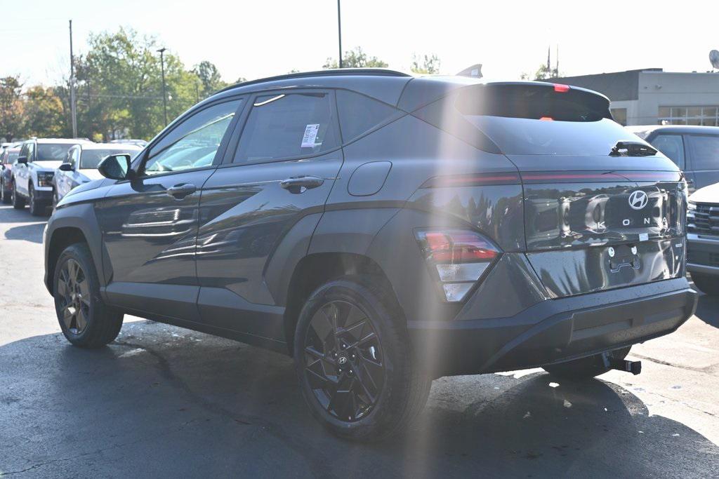 2026 Hyundai Kona SEL photo 4