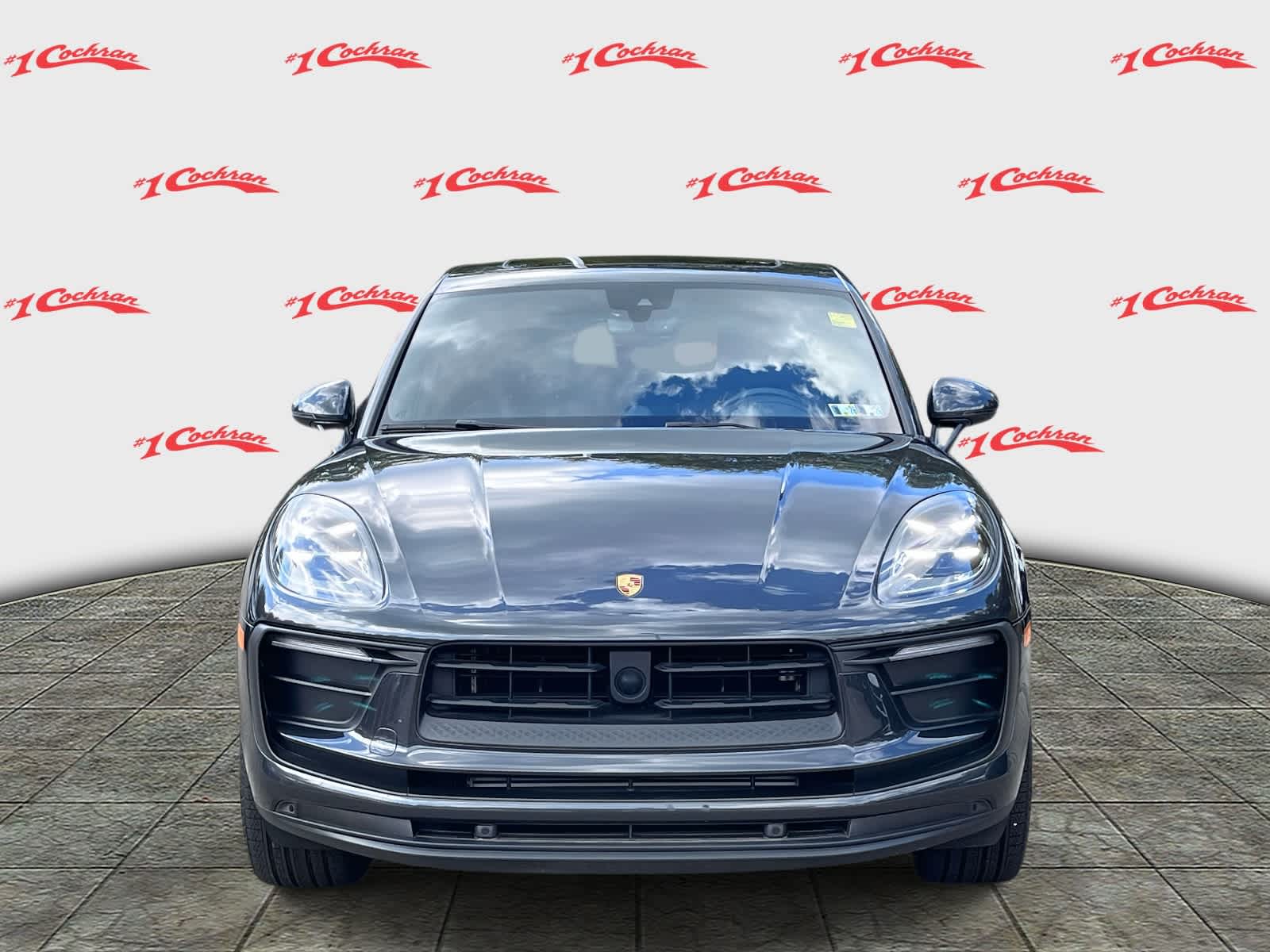 2024 Porsche Macan Base photo 8