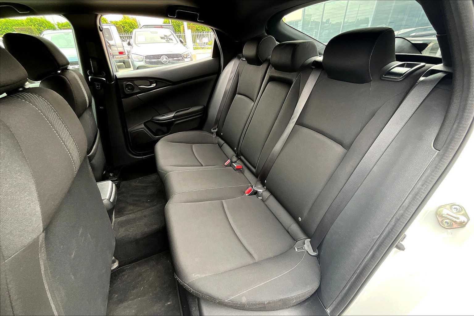 2019 Honda Civic Hatchback EX photo 20