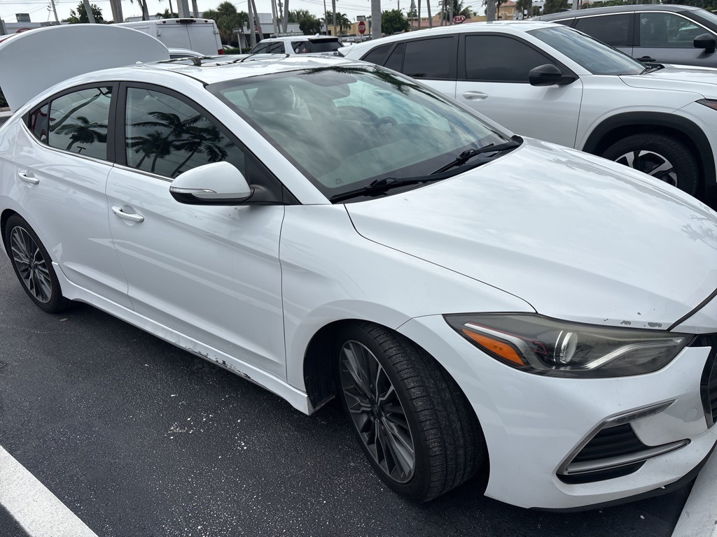 2018 Hyundai Elantra Sport photo 2