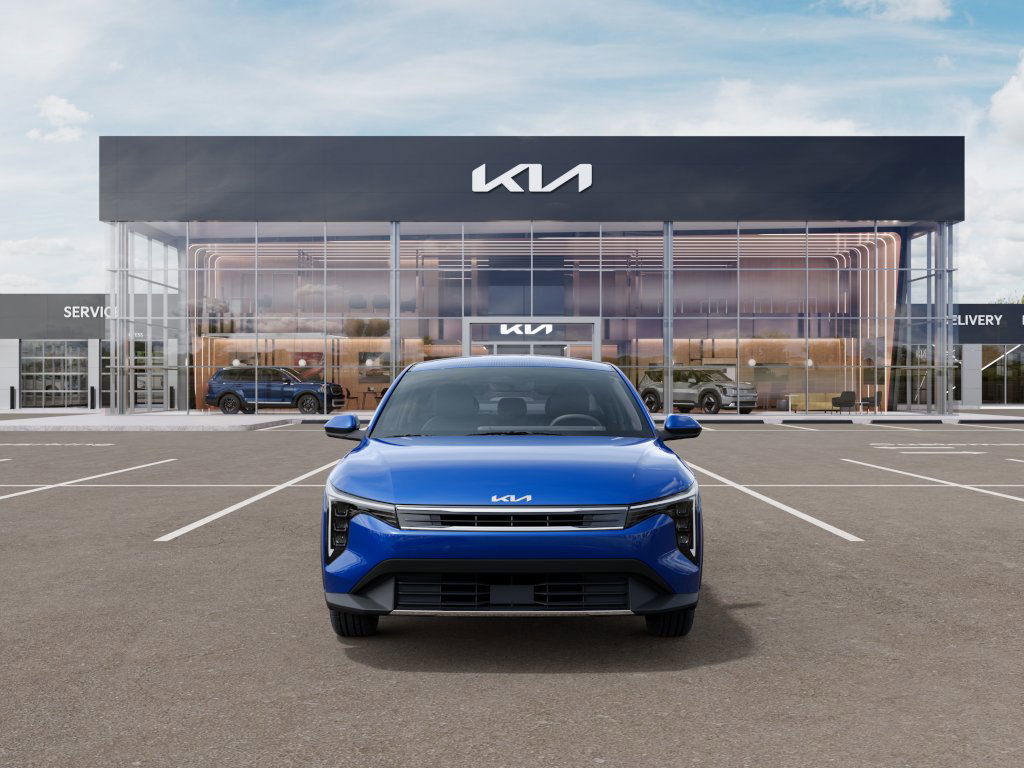 2025 Kia K4 EX photo 2