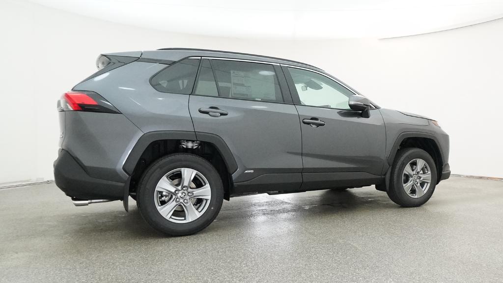 2025 Toyota RAV4 Hybrid XLE photo 23