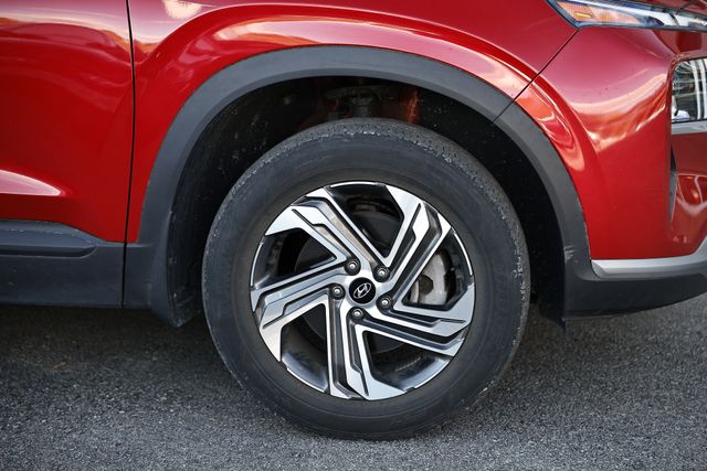 2023 Hyundai Santa Fe SE photo 3