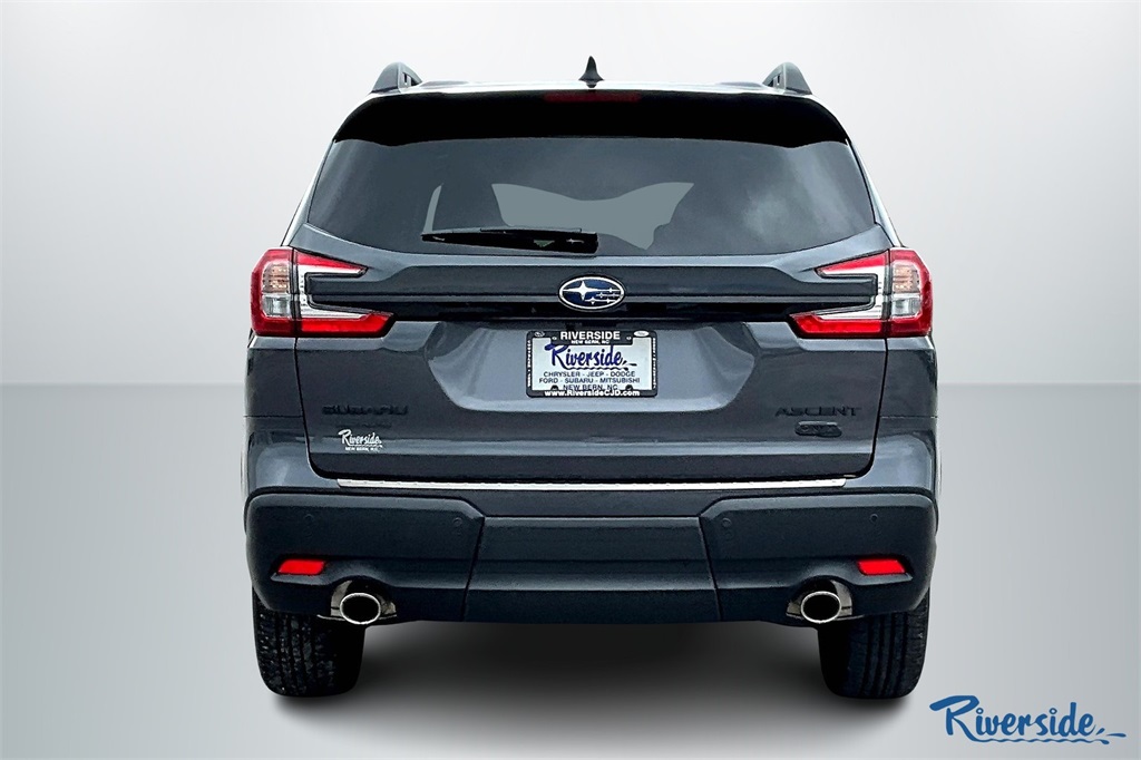 2025 Subaru Ascent Onyx Edition Touring photo 2