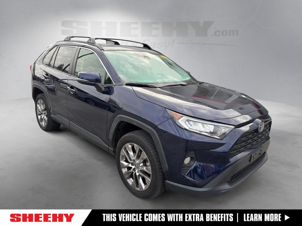 2019 Toyota RAV4 XLE Premium's photo