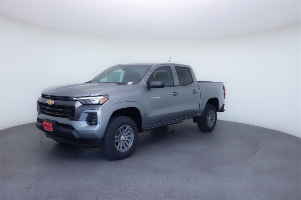 2026 Chevrolet Colorado LT photo 13