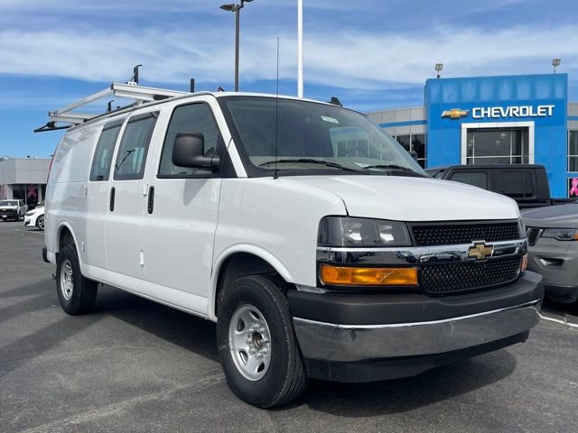 2025 Chevrolet Express Cargo Work Van's photo