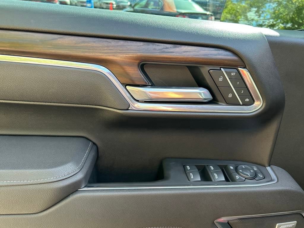 2025 Gmc Sierra 1500 SLT photo 10