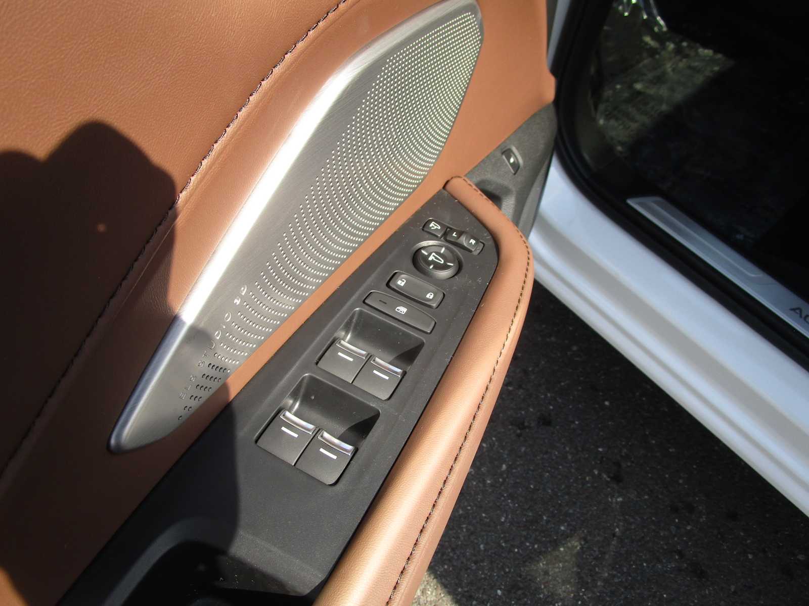 2025 Acura RDX Advance photo 14