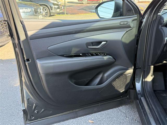 2025 Hyundai Tucson Hybrid Limited photo 28