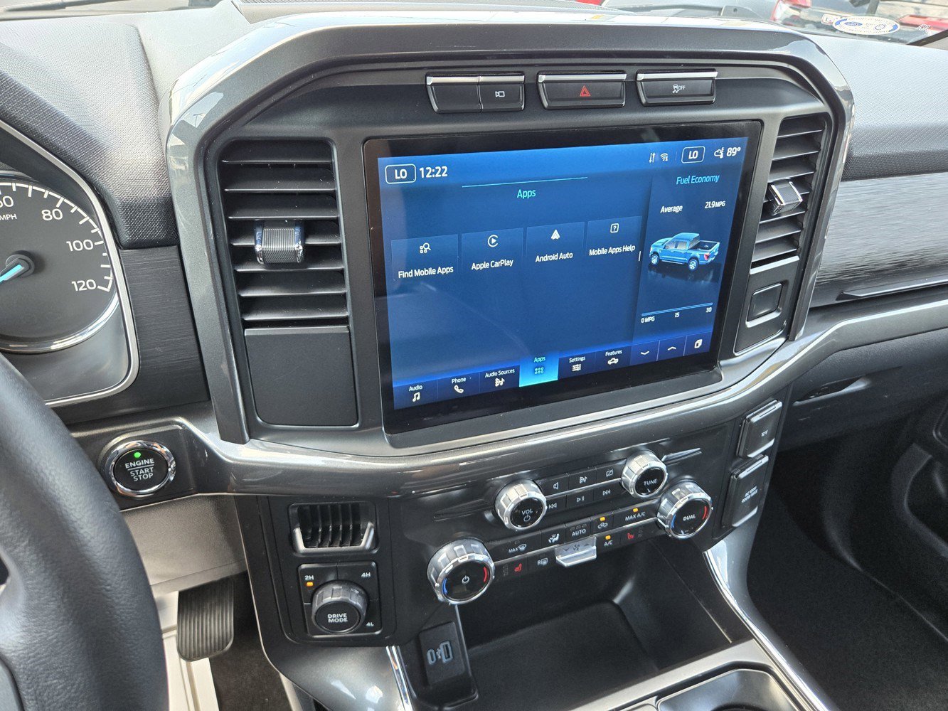 2022 Ford F-150 XLT photo 9