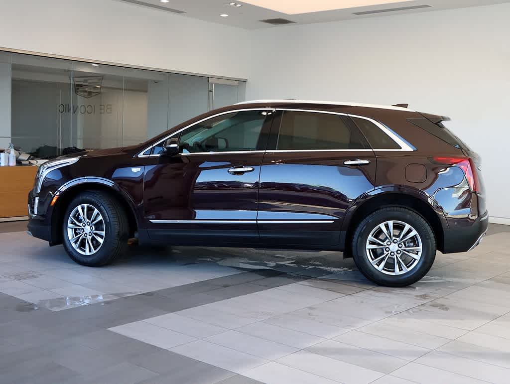 2021 Cadillac XT5 Premium Luxury photo 2