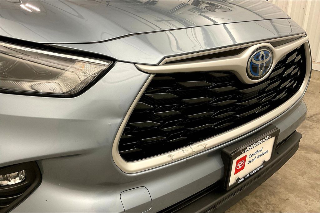 2022 Toyota Highlander Hybrid XLE photo 27