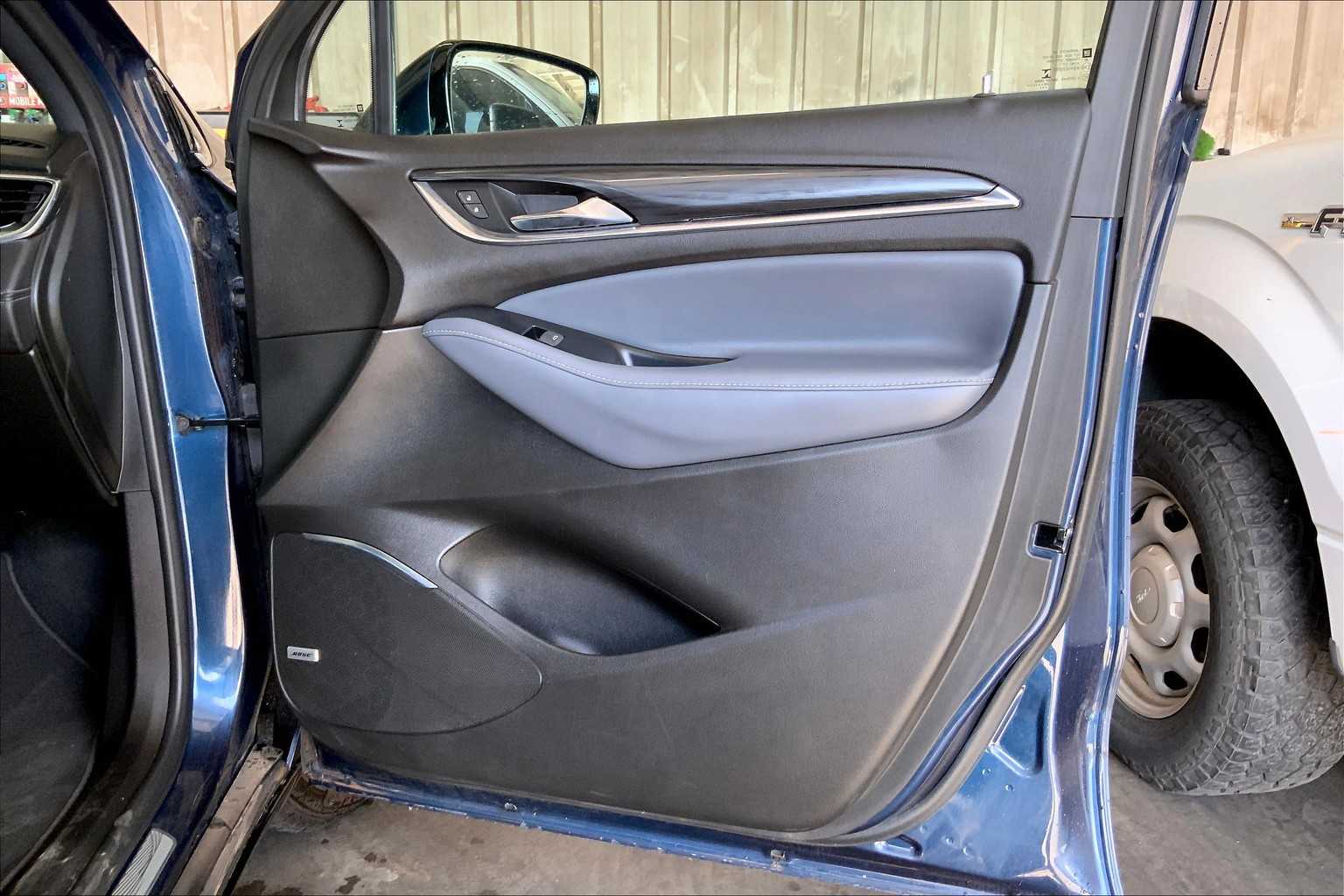 2023 Buick Enclave Premium photo 21