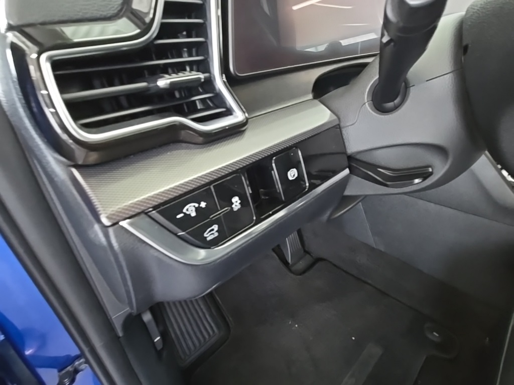 2023 Kia Sportage photo 23