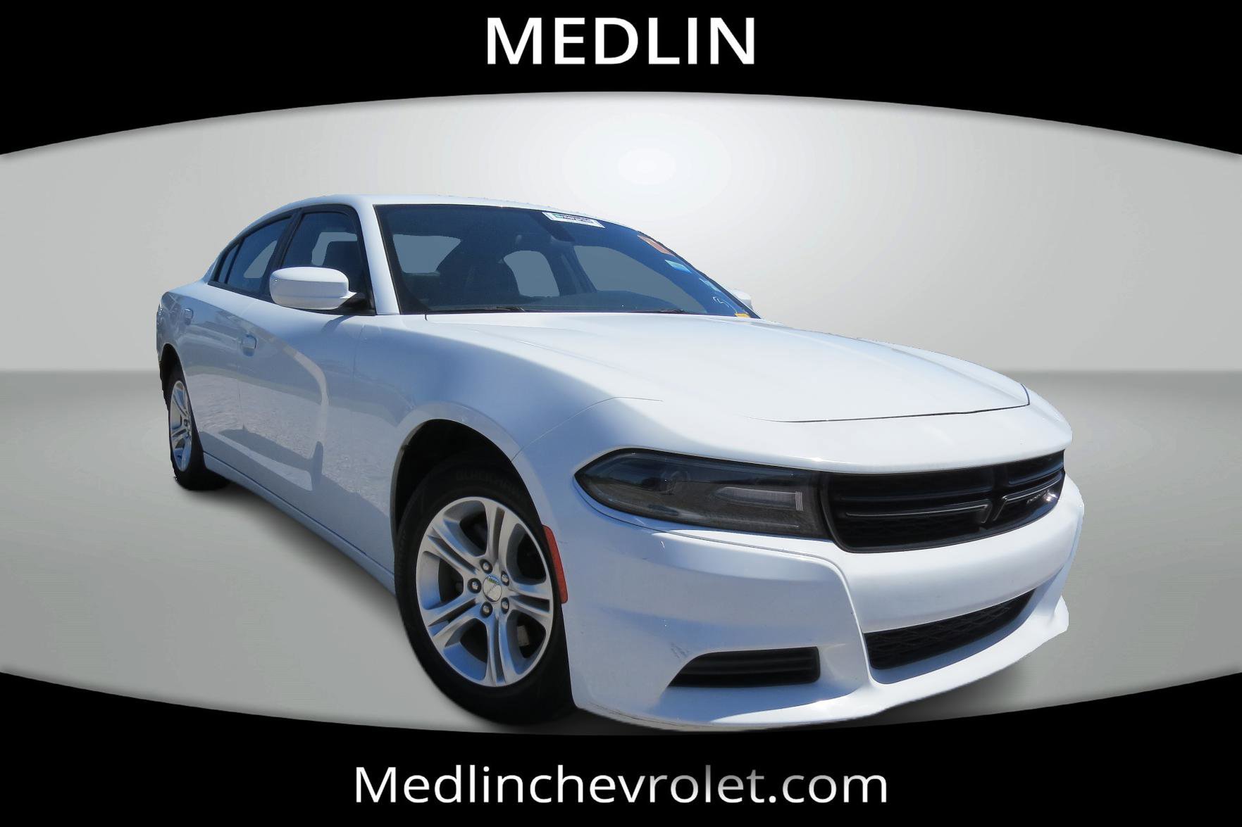 2021 Dodge Charger SXT photo 2