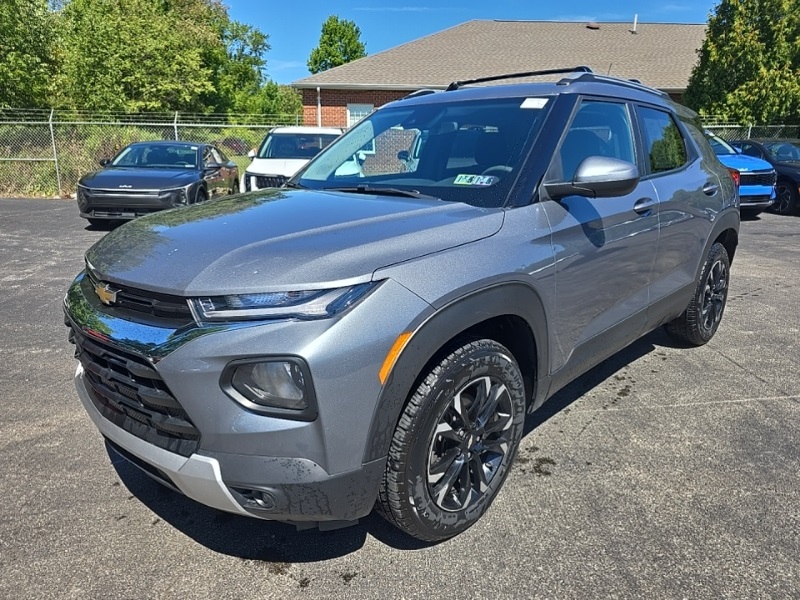 2022 Chevrolet Trailblazer LT photo 3