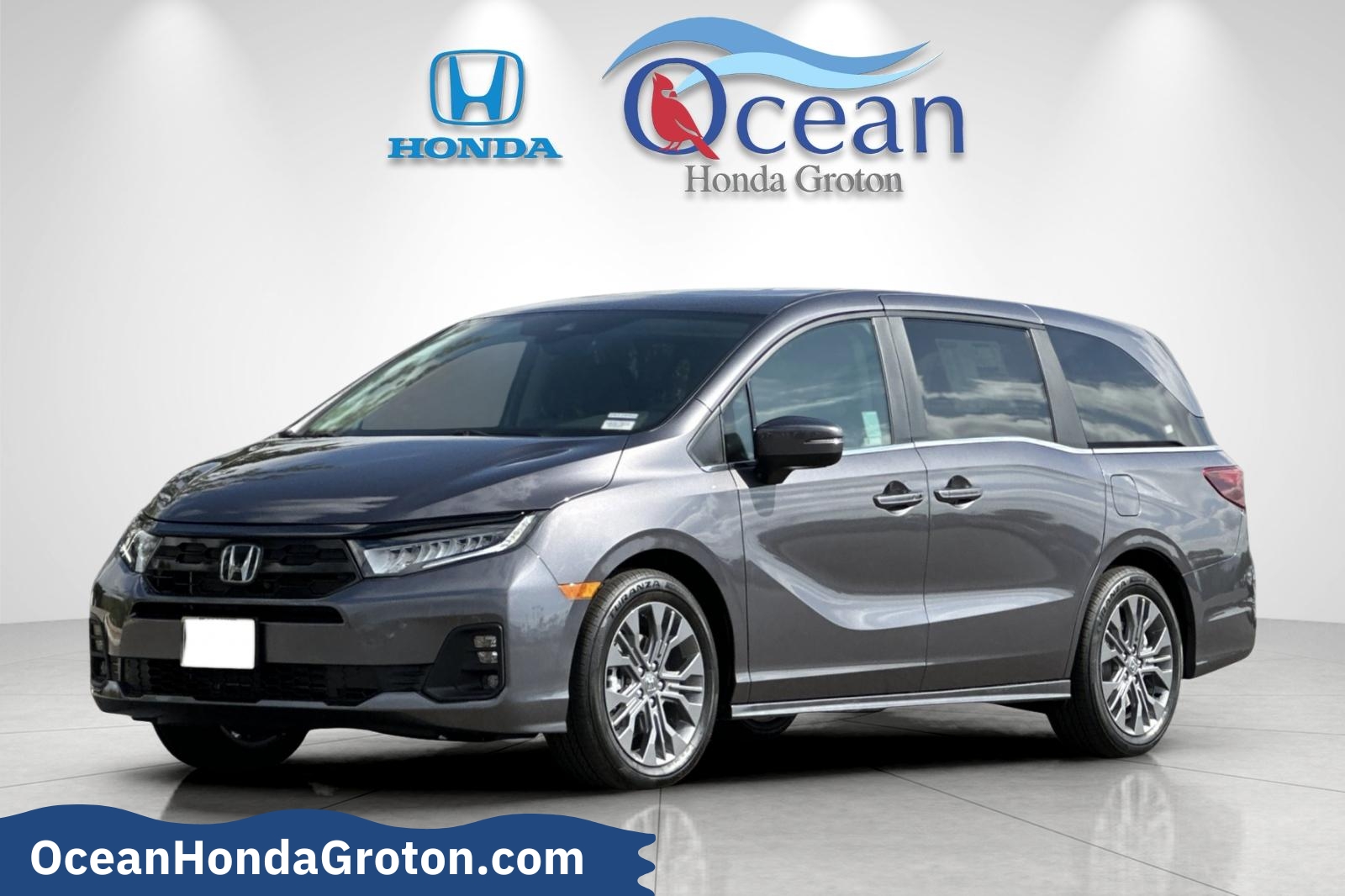 2026 Honda Odyssey Touring's photo