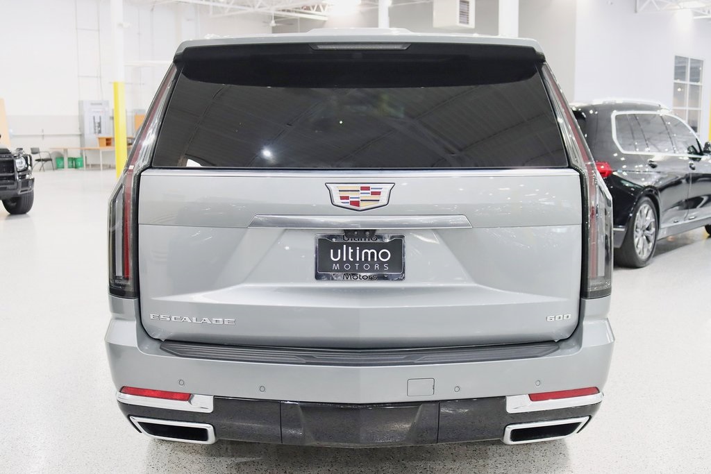 2025 Cadillac Escalade Premium Luxury photo 14