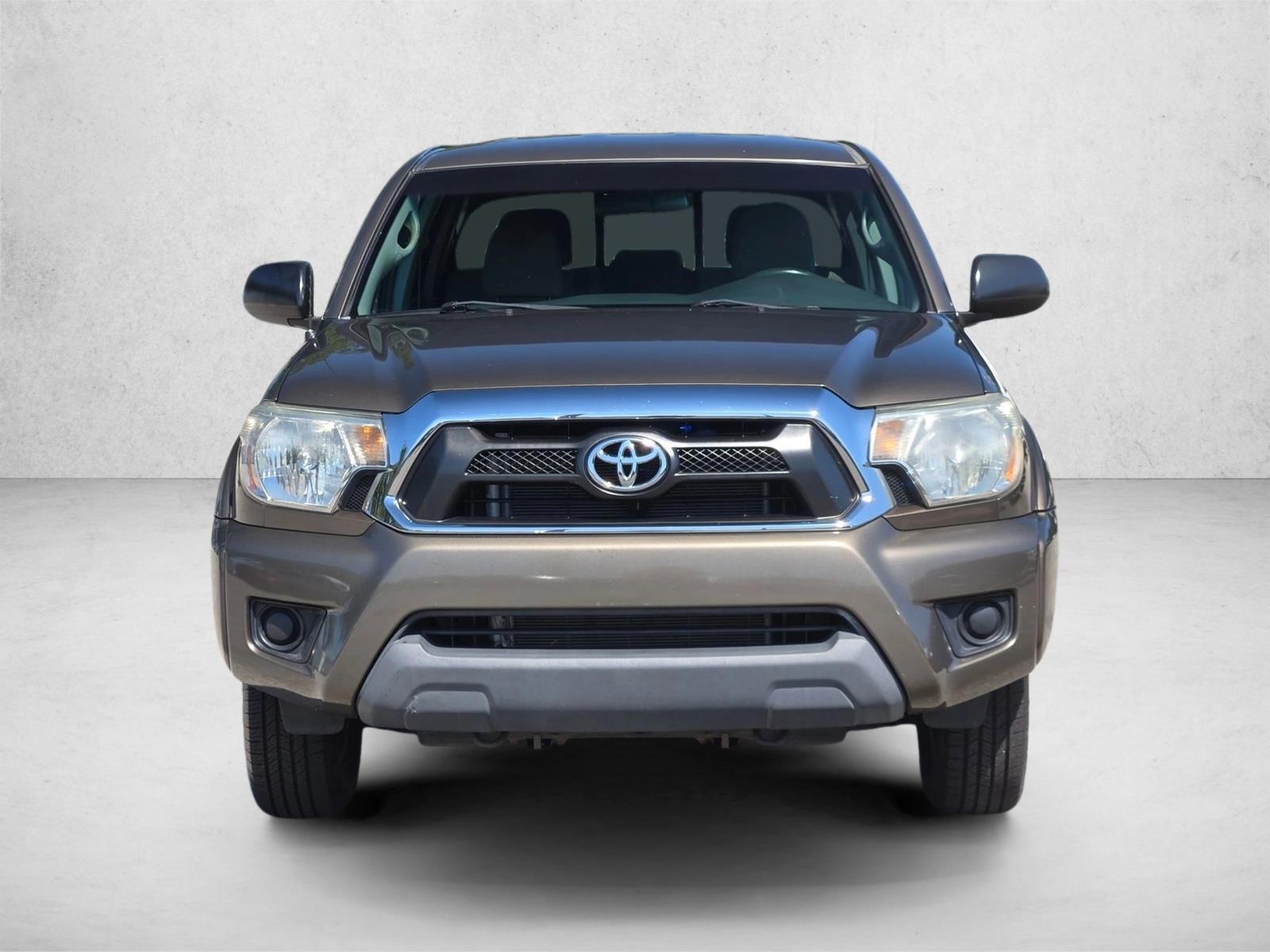 2014 Toyota Tacoma Double Cab Short Bed photo 2
