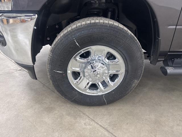 2025 Ram 2500 Tradesman photo 4