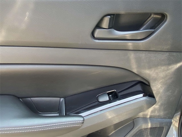 2023 Nissan Altima 2.5 SV photo 11