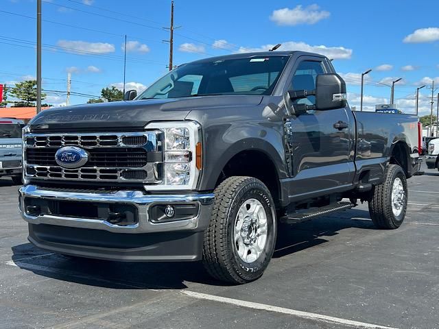 2026 Ford F-350 XLT photo 19