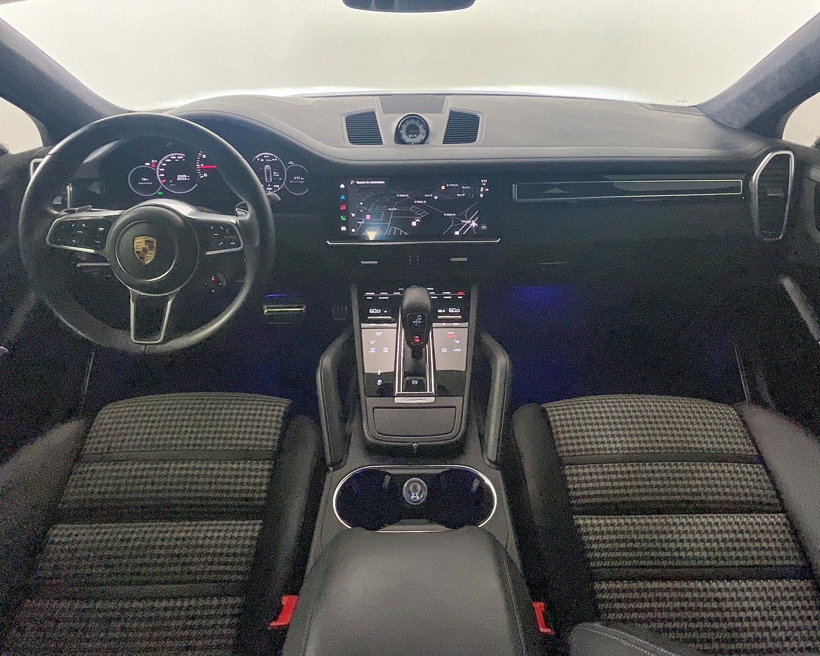 2023 Porsche Cayenne Coupe GTS photo 12