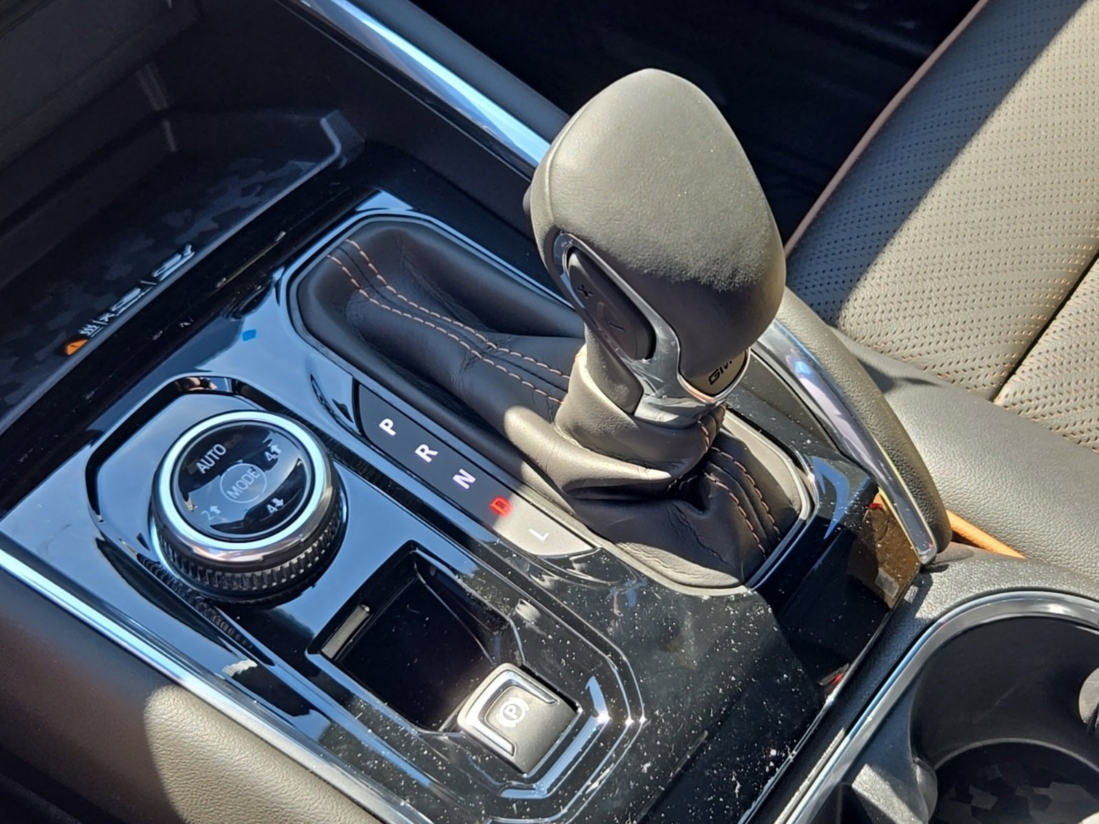 2026 Gmc Canyon AT4 photo 33
