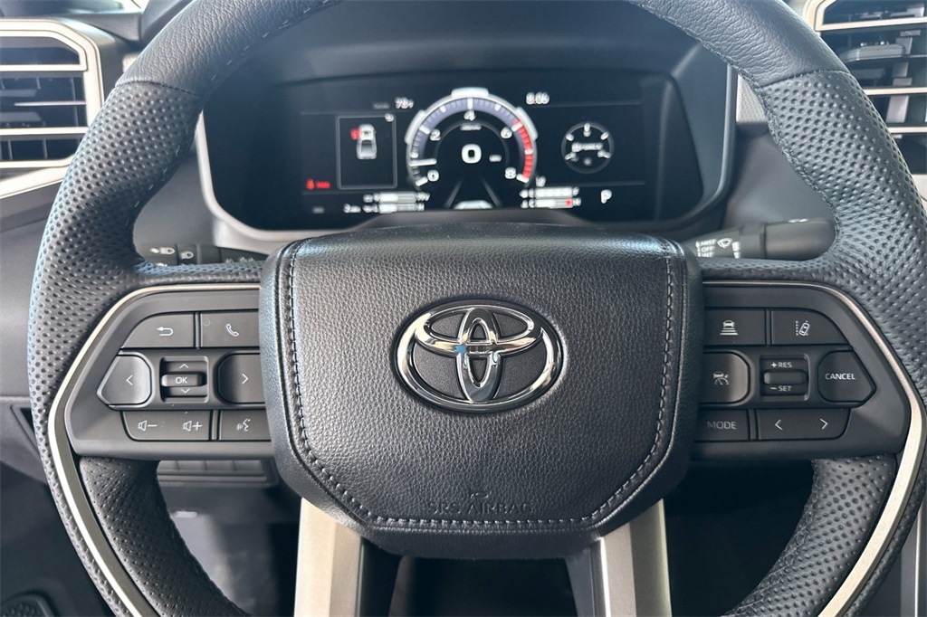 2025 Toyota Tundra Limited CrewMax photo 20