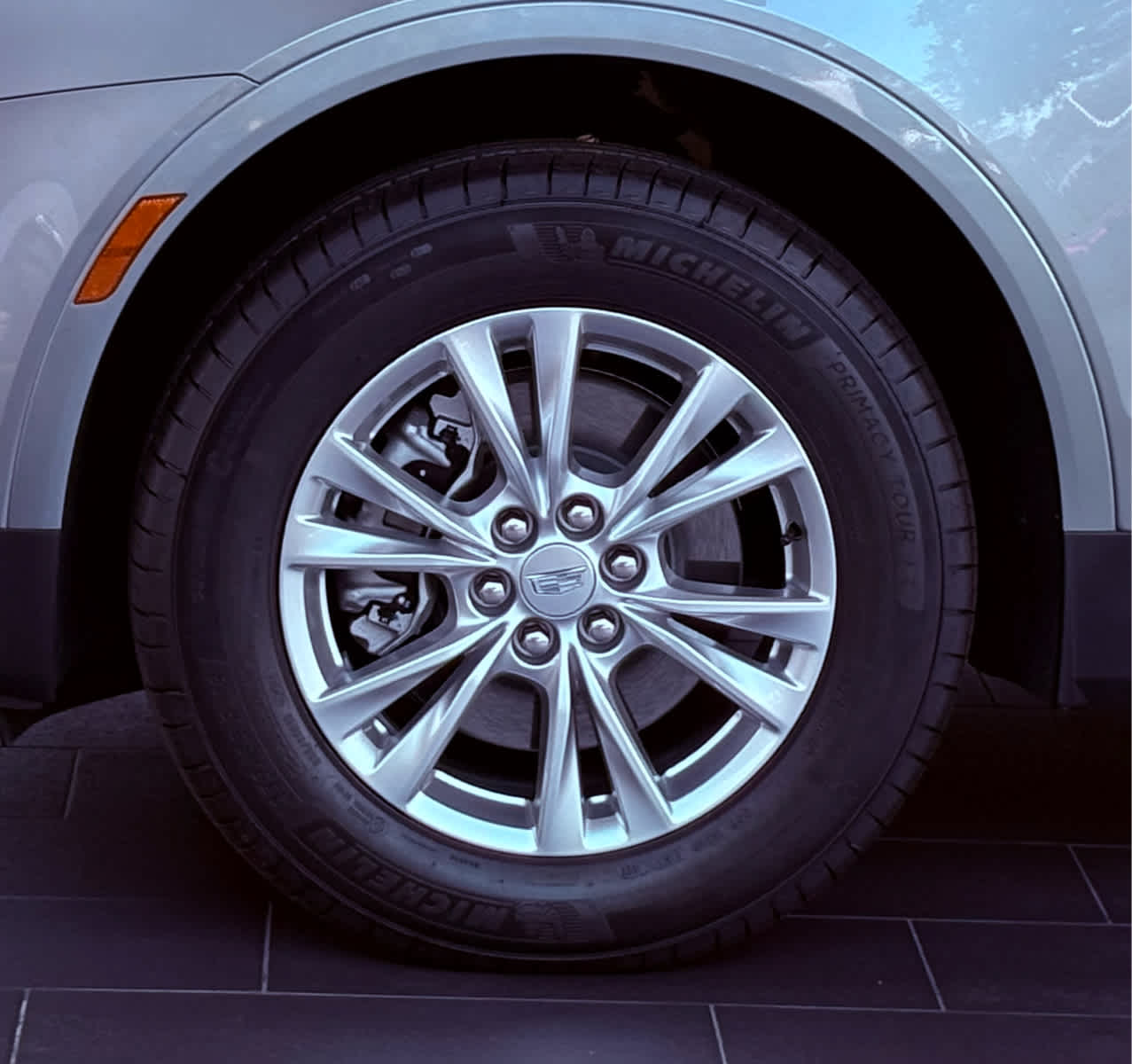 2025 Cadillac XT5 Luxury photo 6