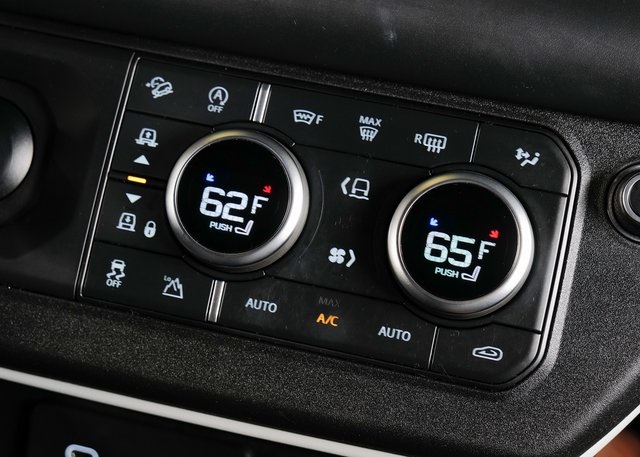 2024 Land Rover Defender 110 X-Dynamic SE photo 14