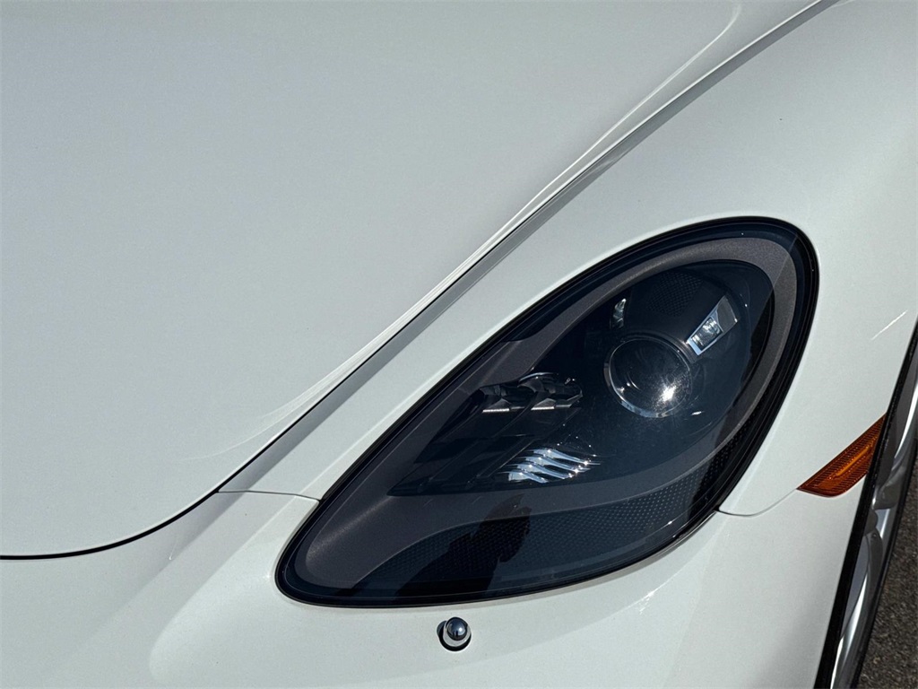 2024 Porsche Boxster photo 7