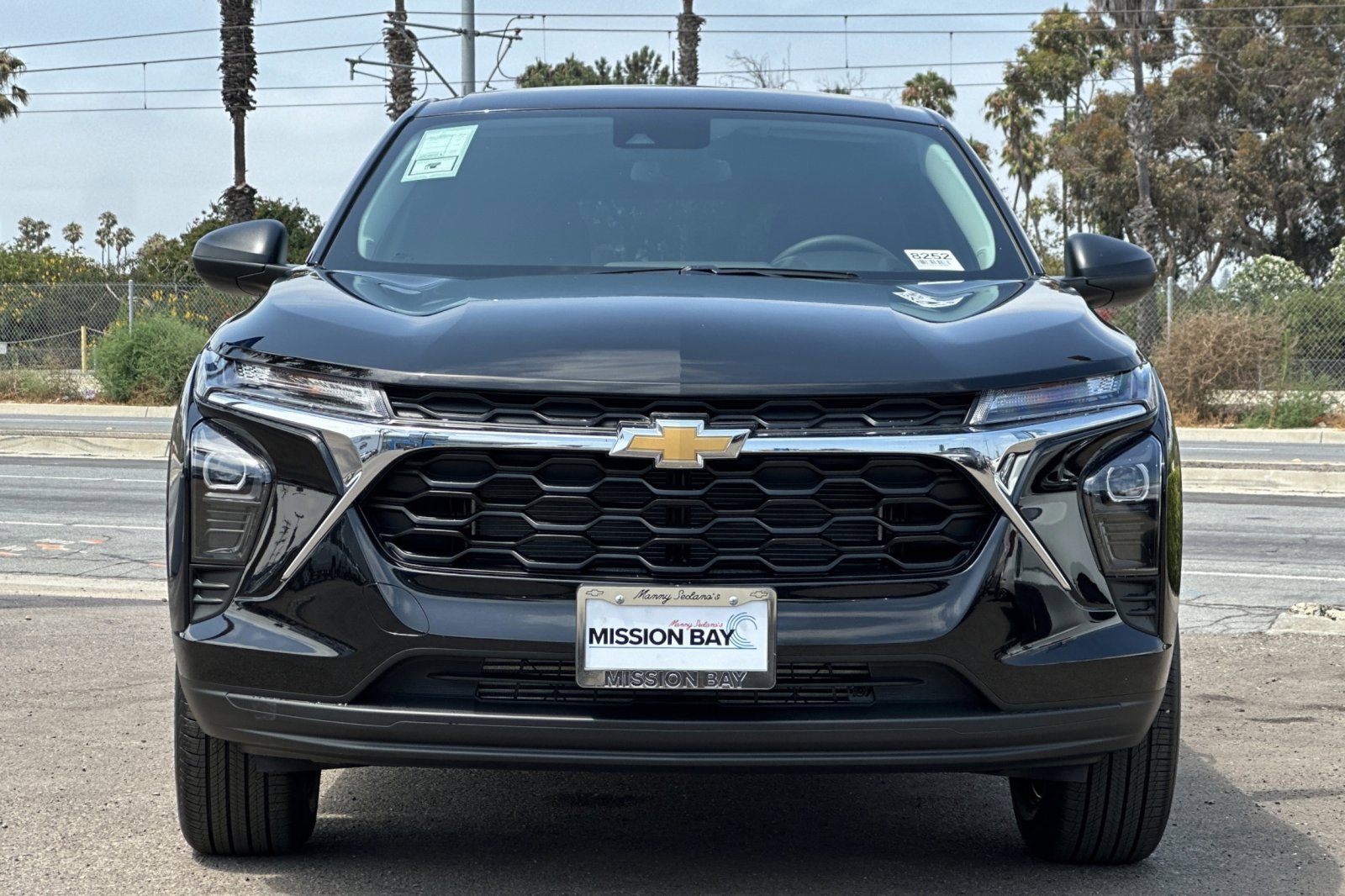 2025 Chevrolet Trax LS photo 7
