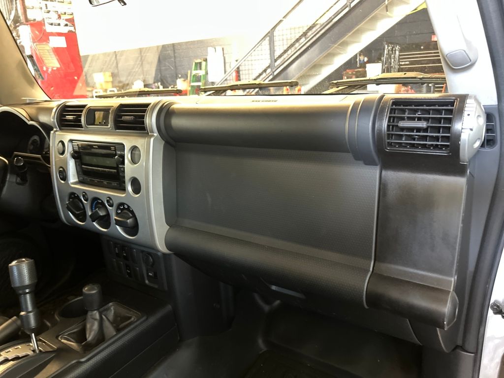 2007 Toyota FJ Cruiser Base photo 11