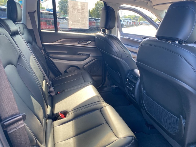 2023 Jeep Grand Cherokee Limited photo 31