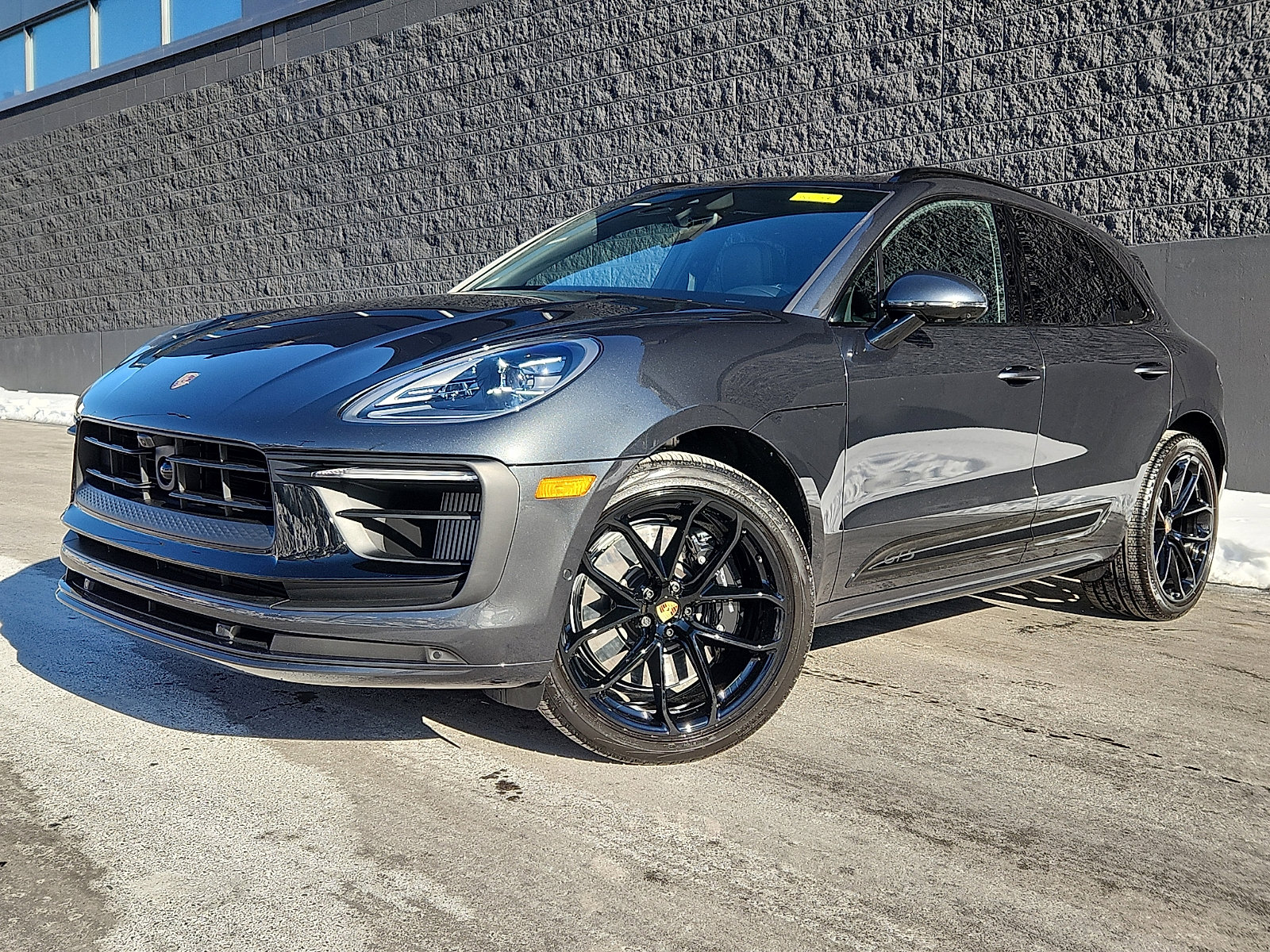 2025 Porsche Macan GTS