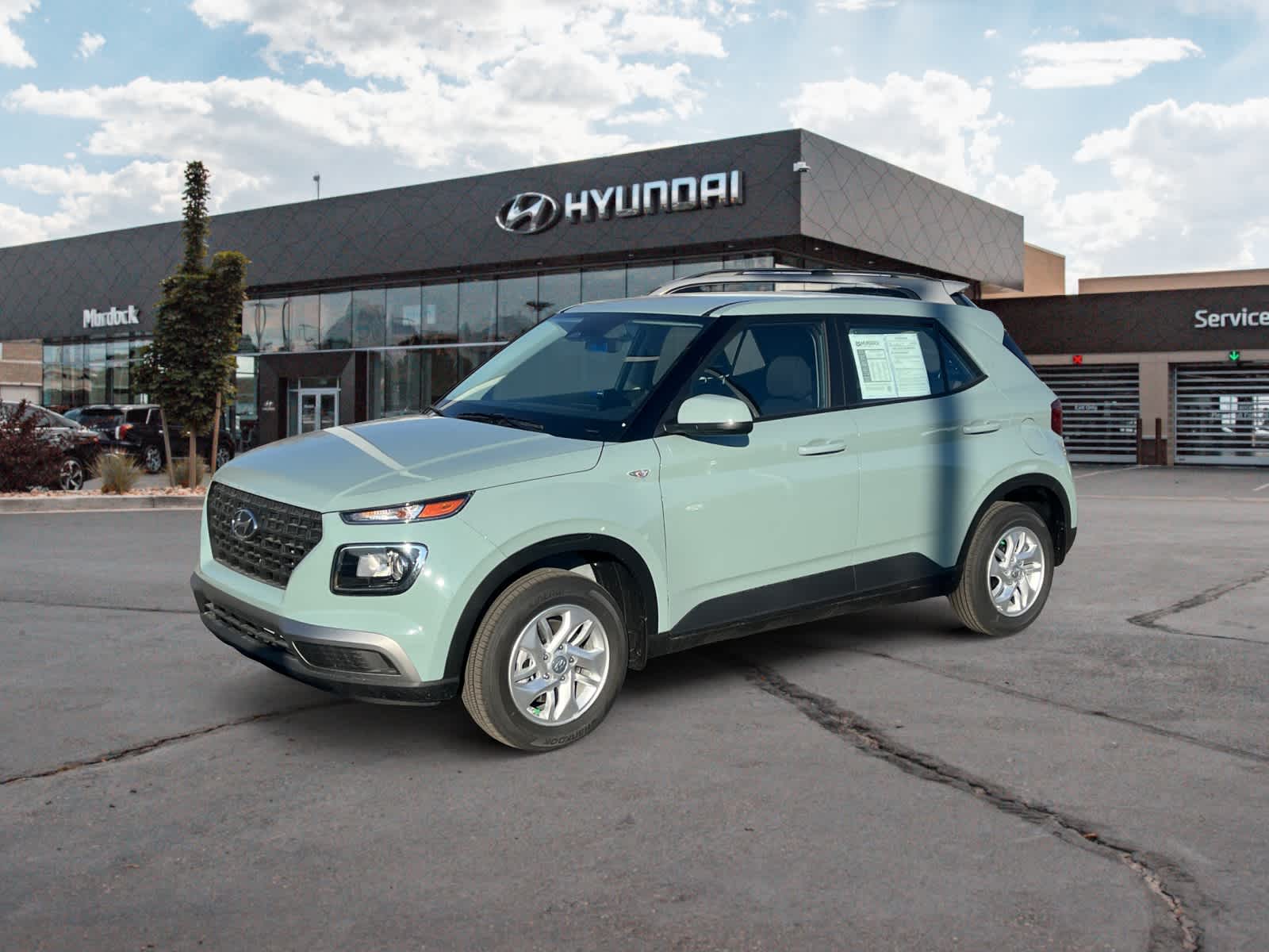 2026 Hyundai Venue SE's photo