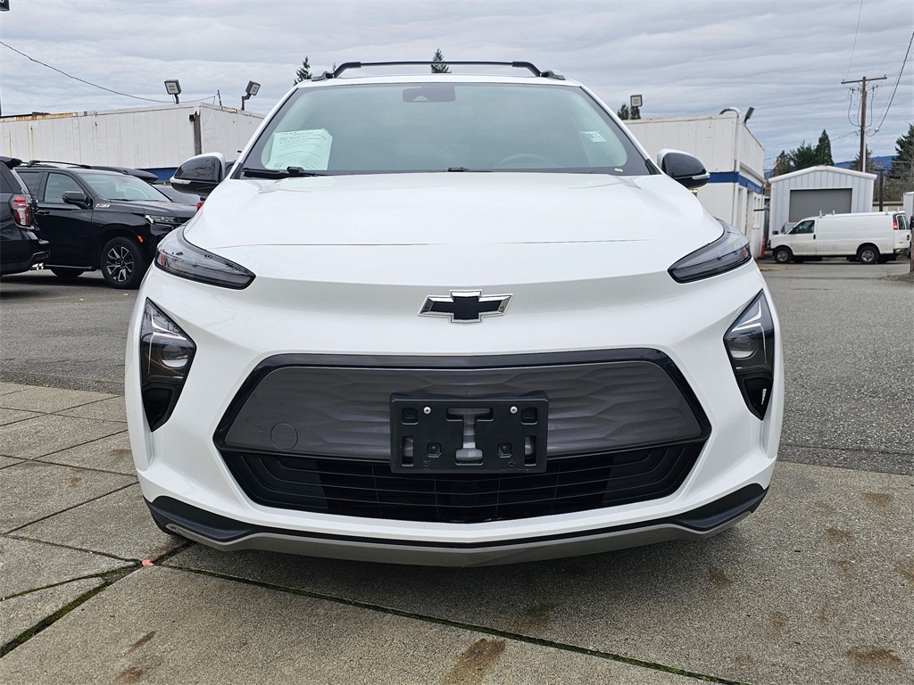 Used 2022 Chevrolet Bolt EUV LT with VIN 1G1FY6S01N4104234 for sale in North Bend, WA