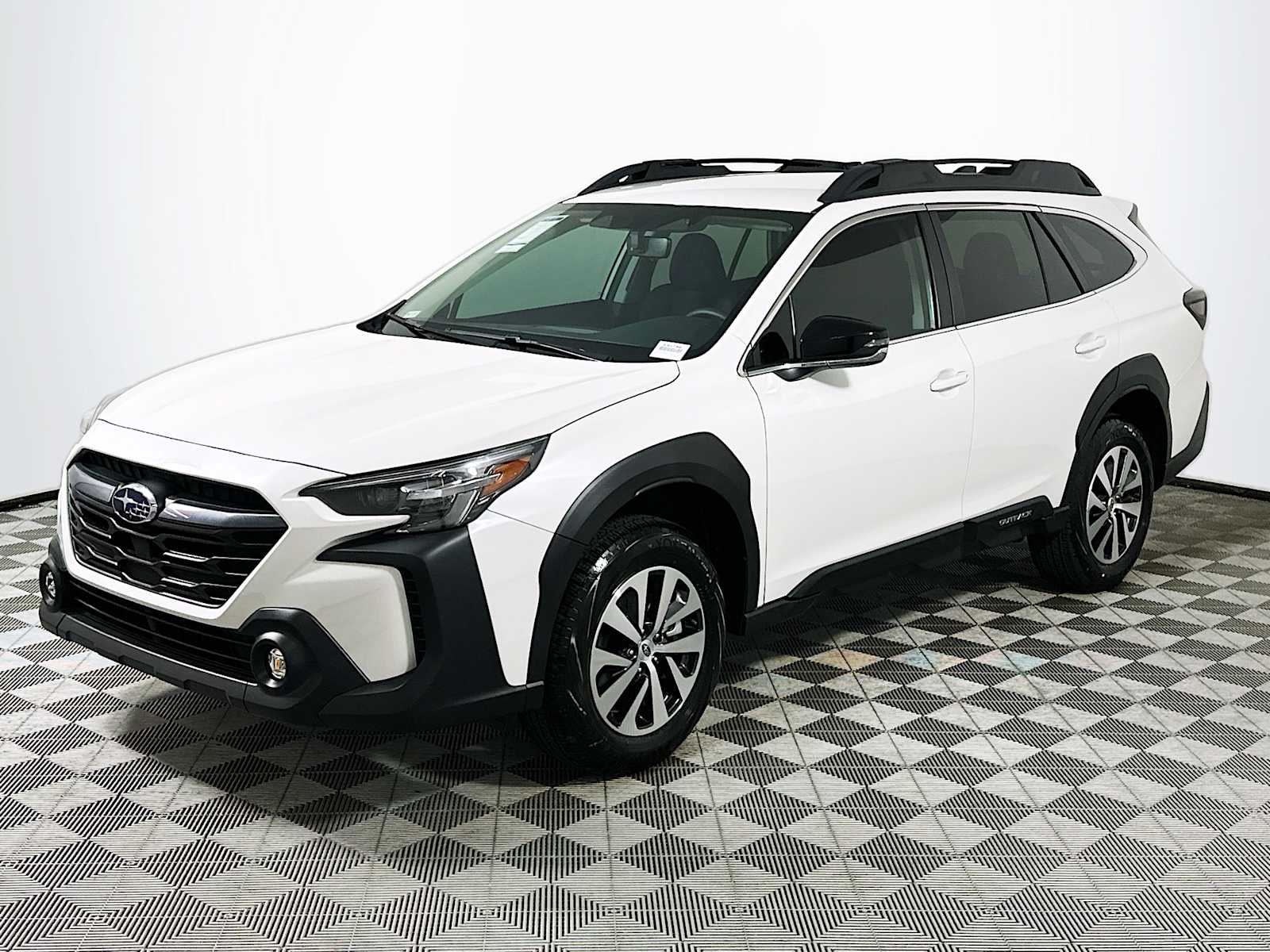 2025 Subaru Outback Premium photo 3